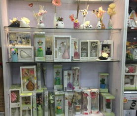 市中心日用品批發(fā)市場(chǎng)旺鋪轉(zhuǎn)讓 26平米，帶貨柜，商機(jī)不容錯(cuò)過